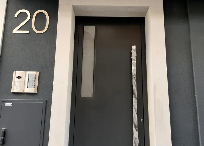 Avenue Centro Casa * Σετούμπαλ