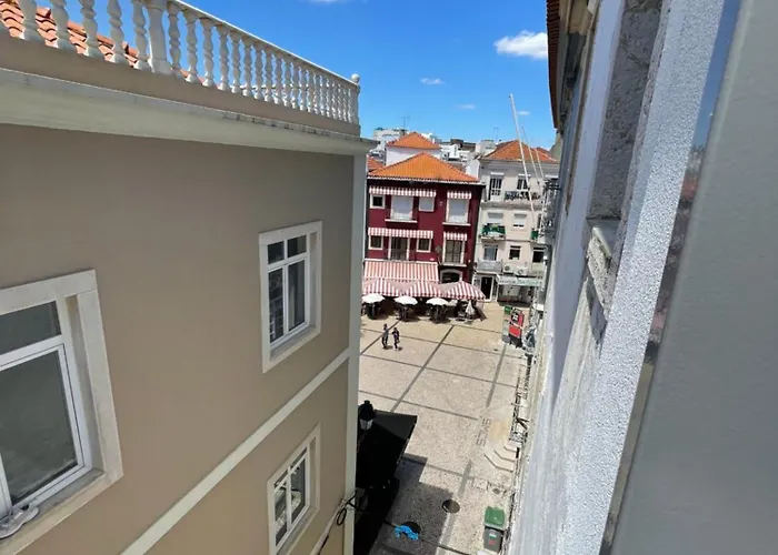 Avenue Centro Casa * Σετούμπαλ